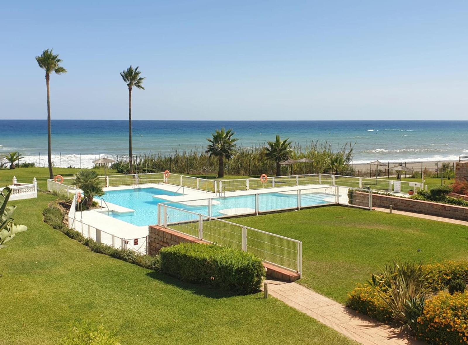 Casitamar Frontline Beach House Rental Casares Costa Near Estepona Bahia de Casares Dış mekan fotoğraf